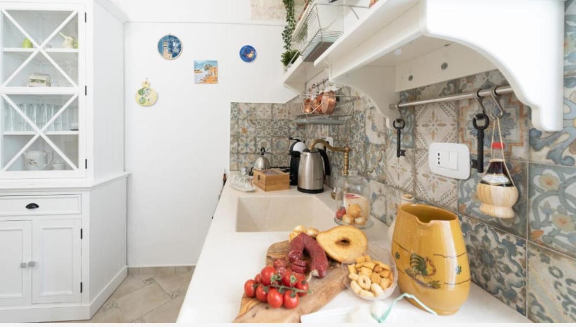 הוילה אוסטוני Le Alcove Del Leopardi מראה חיצוני תמונה